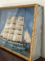 diorama-con-brigantino-a-vele-spiegate