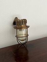 lampada-originale-navale