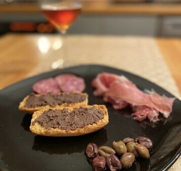 9881923e-f7b1-4996-9aba-2201c7118d77 9881923e-f7b1-4996-9aba-2201c7118d77