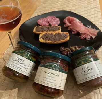 62a3accc-9e6d-46f2-9b45-1a28f416a90e 62a3accc-9e6d-46f2-9b45-1a28f416a90e