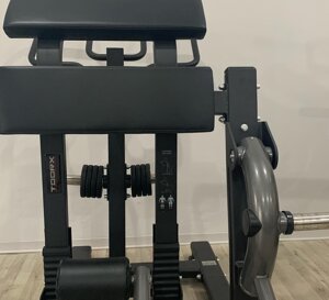 AM studio personal - leg curl