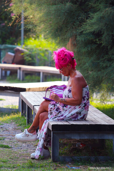 Woman at telephone