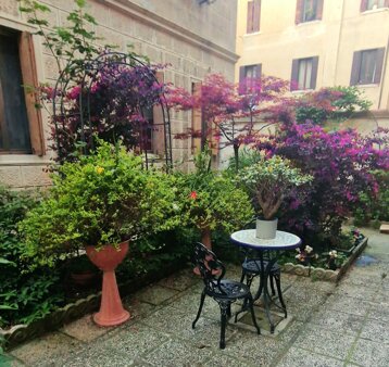 4b743a26-4a2a-4af4-aa1b-b30d3c539abd