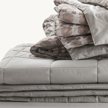 QUILT TRAPUNTATI Imbottitura Poliestere 100 gr/m2 - Trapuntatura 15x15