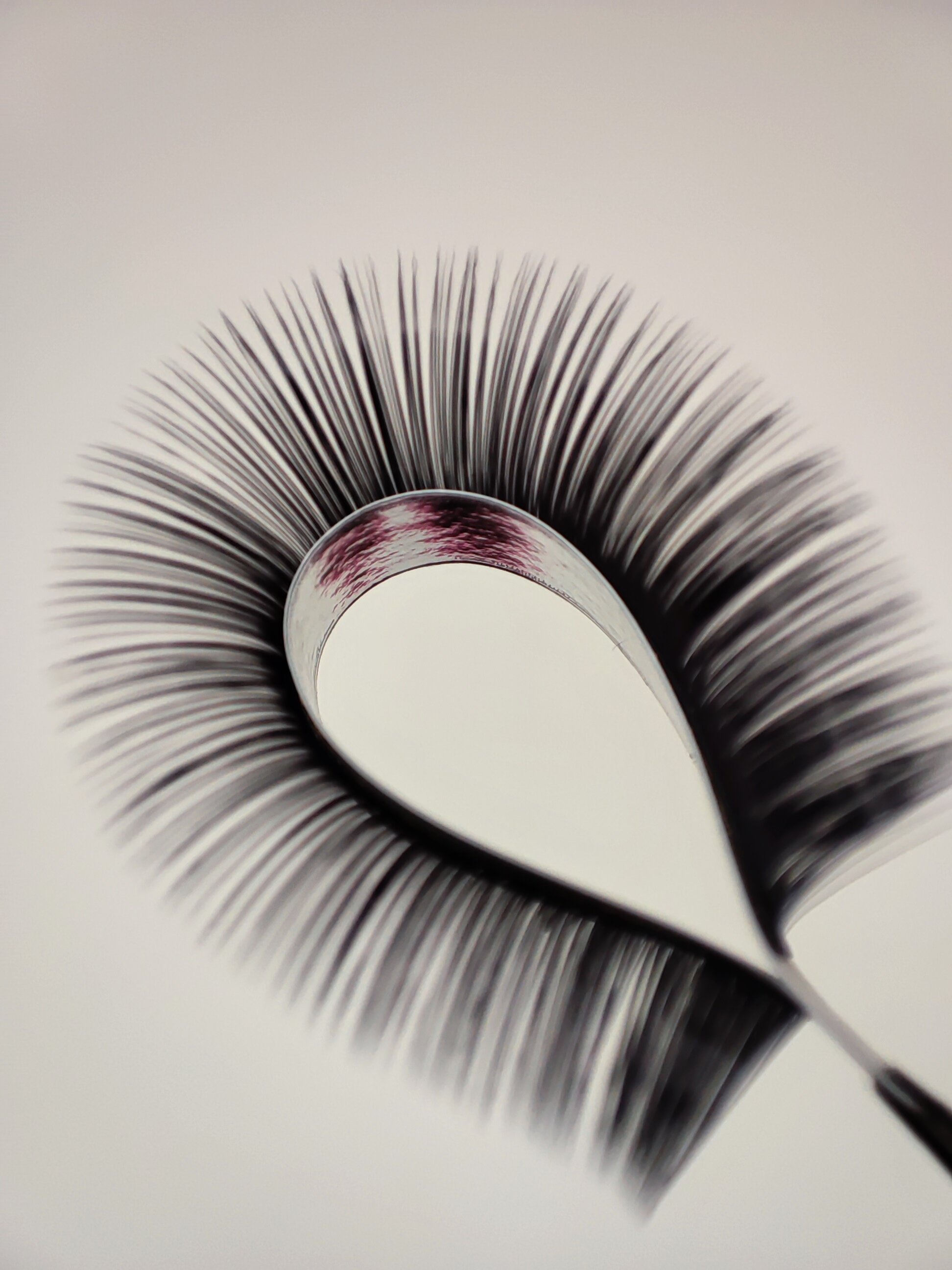 Cosa sono le extension per ciglia, consigli utili.