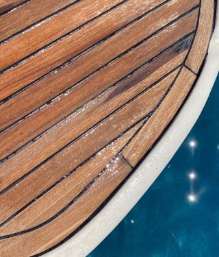 ngbrl1y7mickxch69rit-