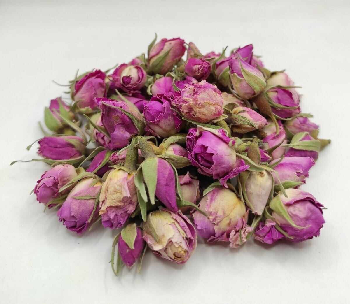 la Rosa damascena, uno degli ingredienti di Ilexgin.