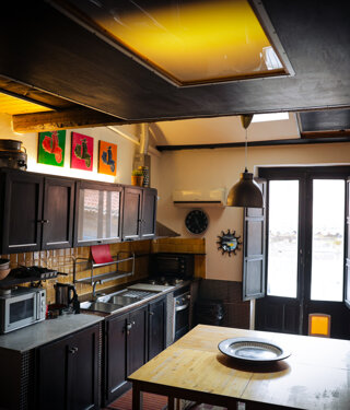 room-043.jpeg room-043.jpeg