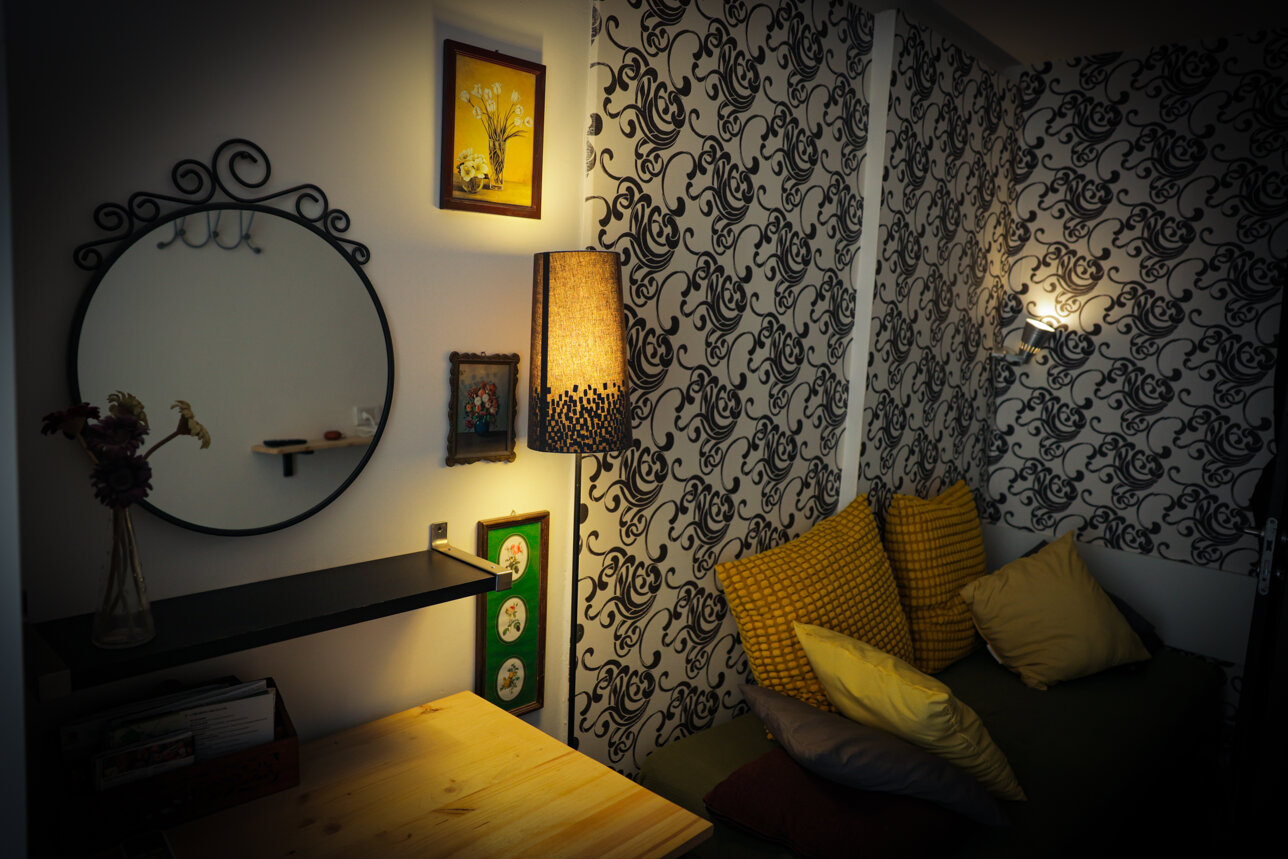 room-008.jpeg room-008.jpeg