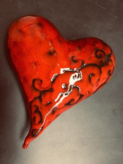 085f6ad8-cb6c-41a5-be52-f3a64f76e1a7