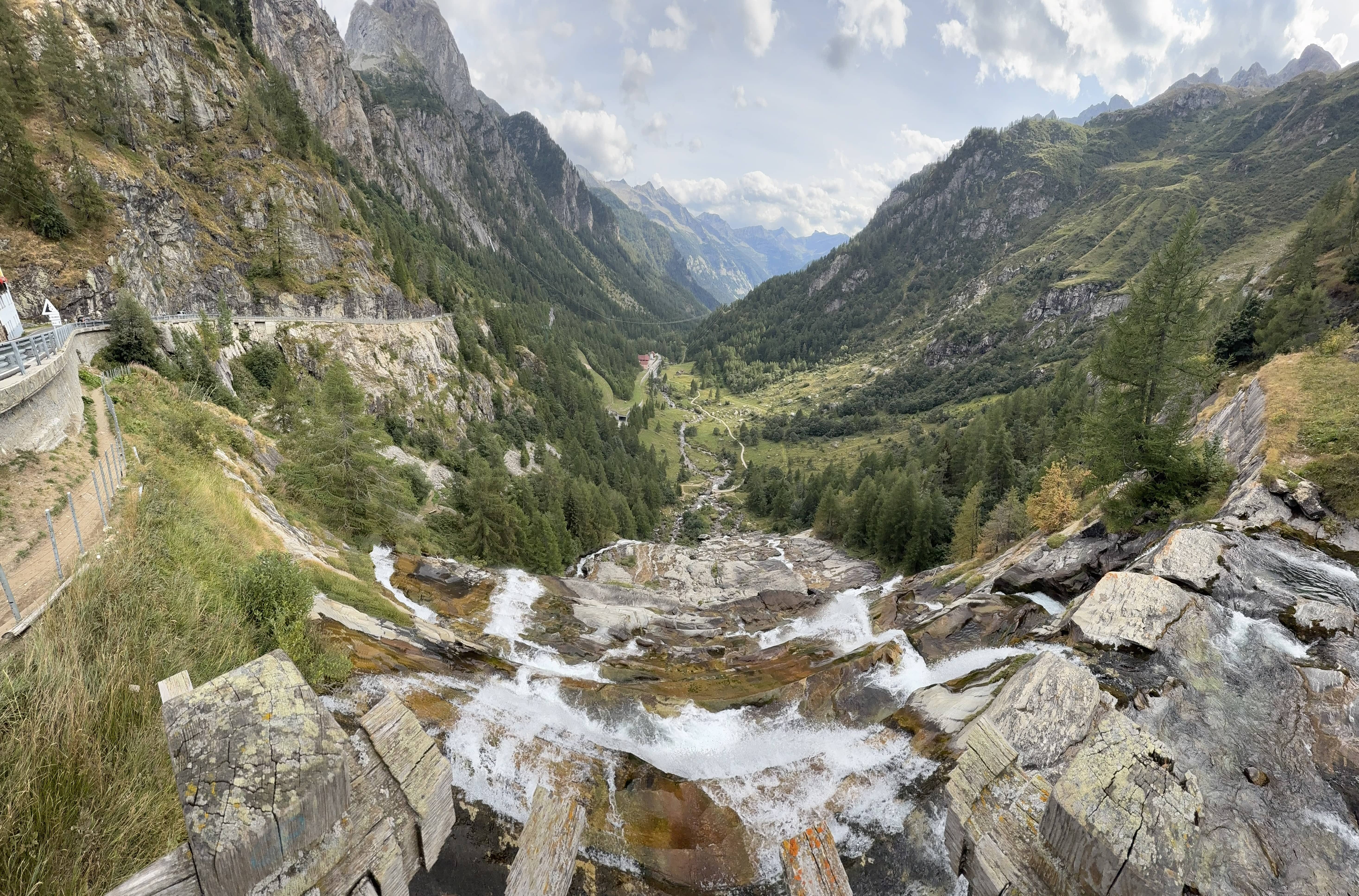 Gita alla cascate del Toce (VB) Gita alla cascate del Toce (VB)