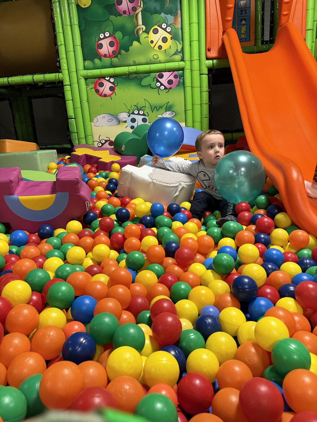 Lo scivolo con le palline