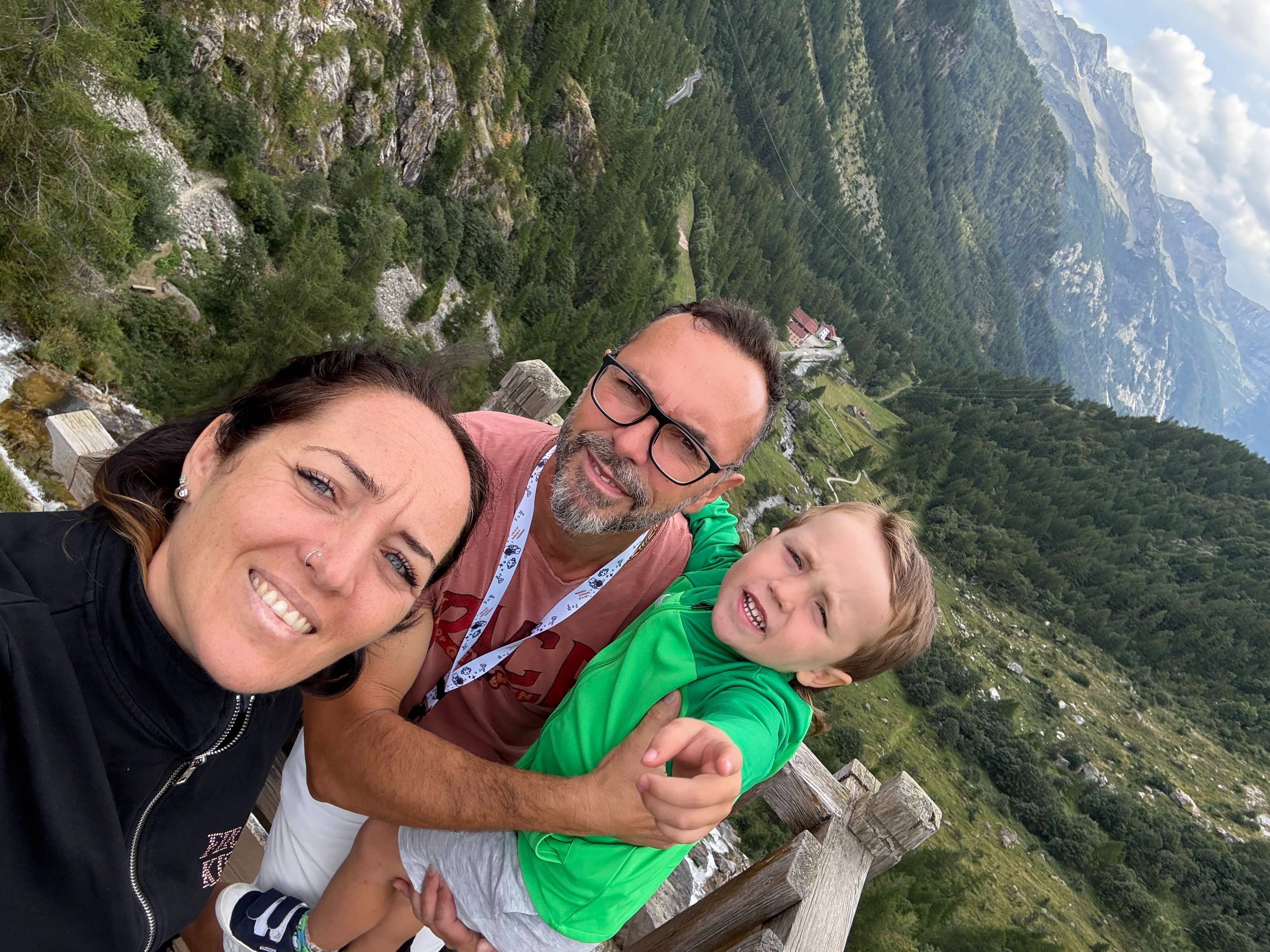 cda3bd15-05a0-4e12-9357-22f71fb5d5fd.jpeg cda3bd15-05a0-4e12-9357-22f71fb5d5fd.jpeg