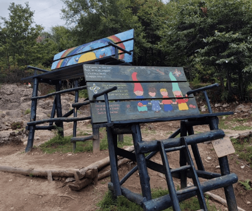 40cf4e96-6b9a-4fd3-94c7-c5e2b310ceb0