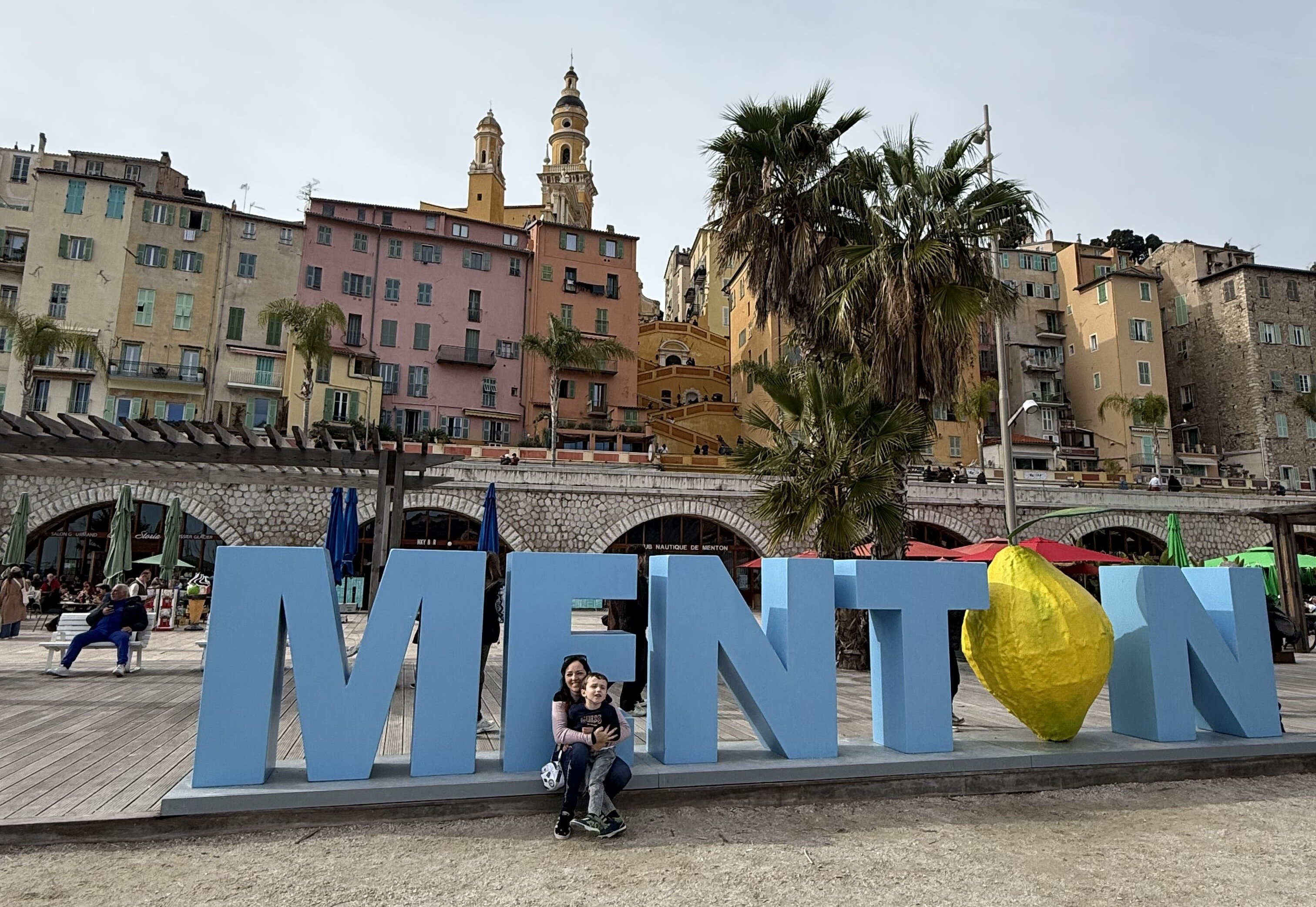 Gita a la Fête du Citron a Mentone (Francia) Gita a la Fête du Citron a Mentone (Francia)