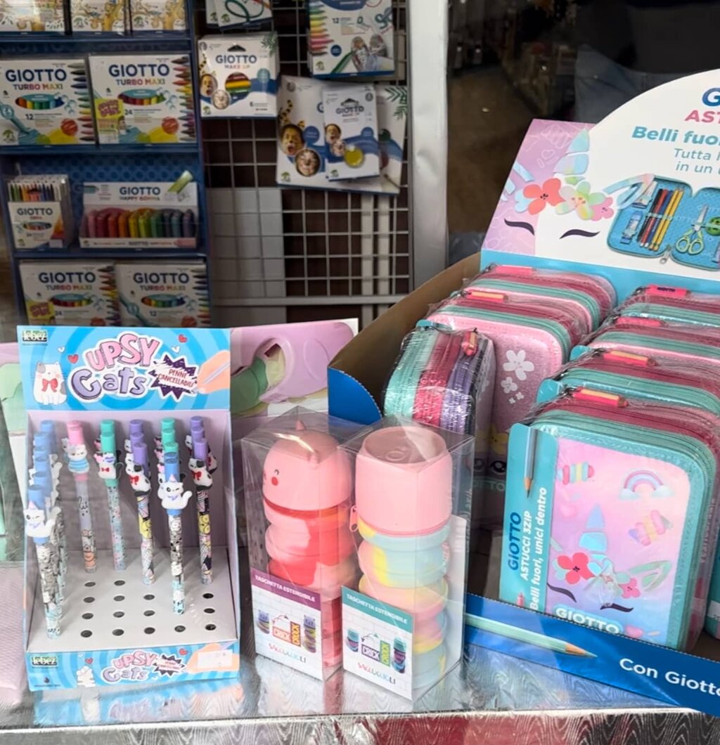 Da BOLAMPERTI trovate l'occorrente per la scuola