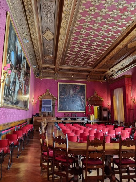 31794de2-d52d-4d98-a14f-cfa51691f841