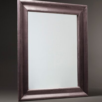 Specchio da terra Se lo spazio te lo consente opta per uno specchio di grandi dimensioni da appoggiare leggermente inc Specchio da terra Se lo spazio te lo consente opta per uno specchio di grandi dimensioni da appoggiare leggermente inc