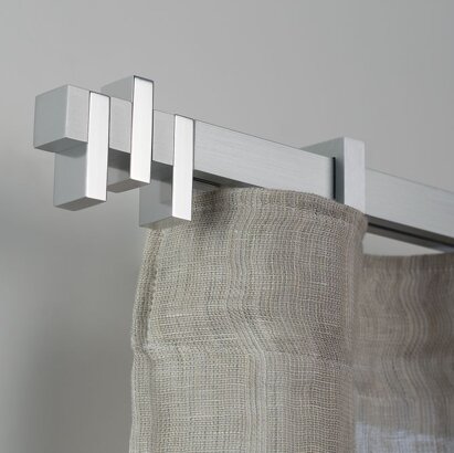 Supporti per tendaggi Innovazione e tradizione si coniugano perfettamente in questo supporto per tende