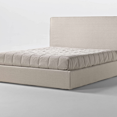 Contemporaneo Testiera letto e giroletto dalle forme contamporanee, lineari, essenziali. Può essere realizzato con