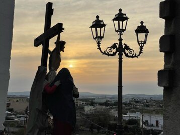 77e73e44-2575-4c17-b0f1-f45c872fd17e