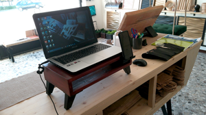 supporto-per-monitor