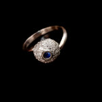anello-in-trama-e-zaffiro-blu