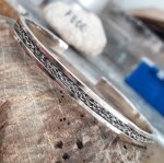 bracciale-rigido-in-trama-dargento