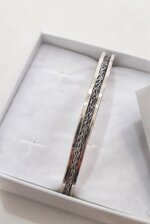 bracciale-rigido-in-trama-dargento