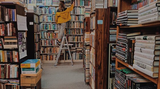 bookstore_image-4