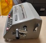 calcolatrice-meccanica-facit-c113-1957-fine-60s-vintage-machine