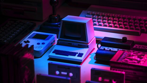 electronicsstore_image-5