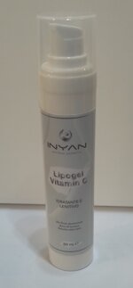 inyan-crema-viso-lipogel-vitamica-c-bava-di-lumaca-rosa-damascena-50-ml