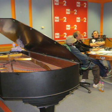 Con Nino Frassica e Simone Cristicchi a Radio 2