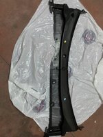 plastiche-sotto-tergicristalli-opel-corsa