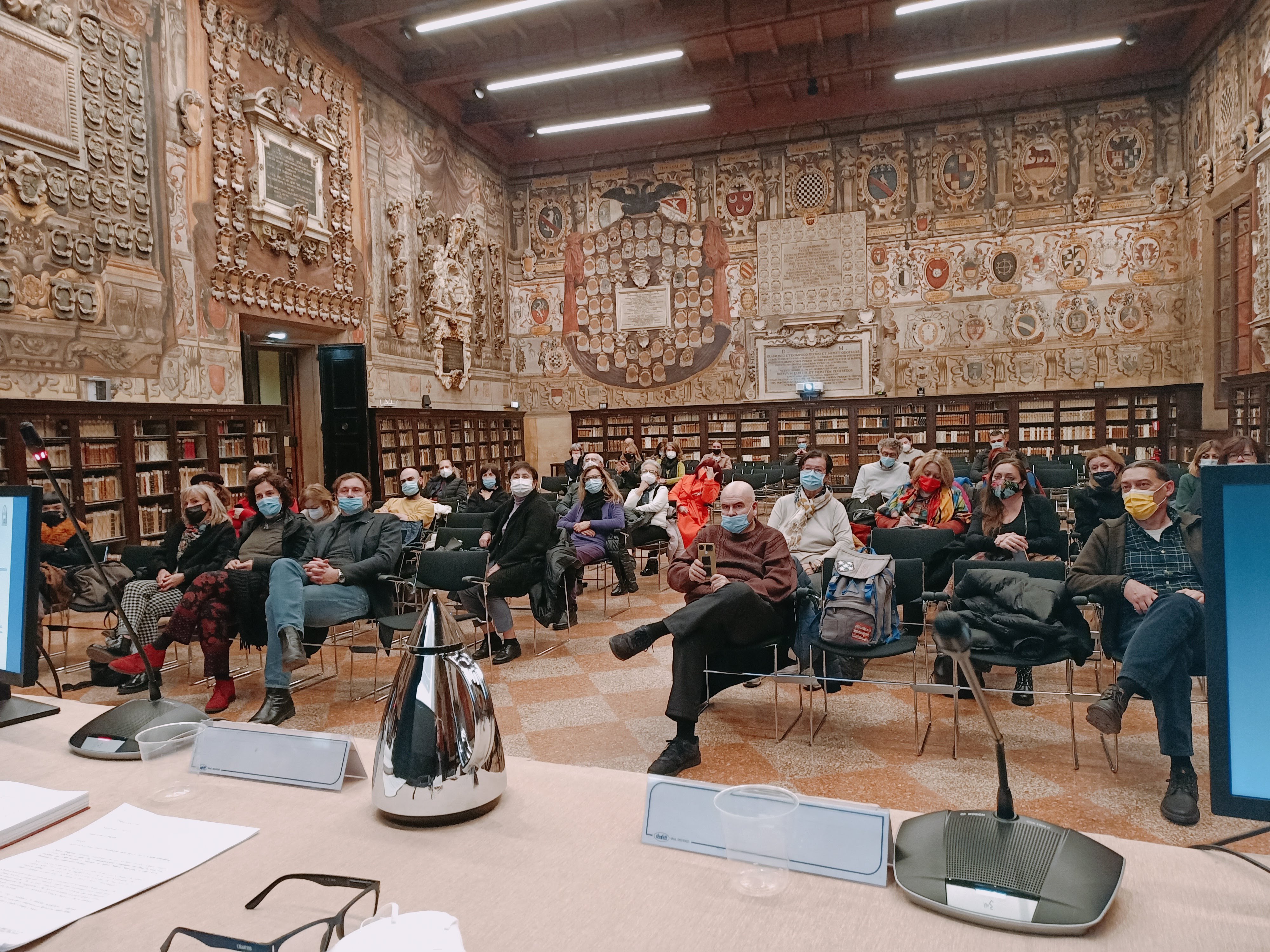 PRESENTAZIONE BOLOGNA E I TAROCCHI