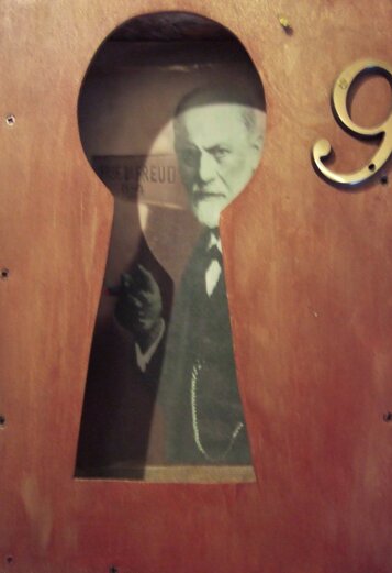 d8436584-c0a1-459f-b138-946f6f07867e d8436584-c0a1-459f-b138-946f6f07867e