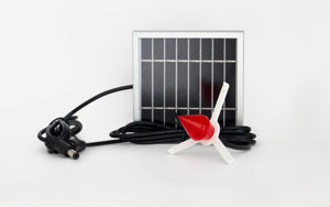 pile-integrate-luce-a-pile-con-pannello-solare-rossa