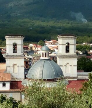 Renaissance-style dome with the internal depiction of the 4 evangelists Renaissance-style dome with the internal depiction of the 4 evangelists