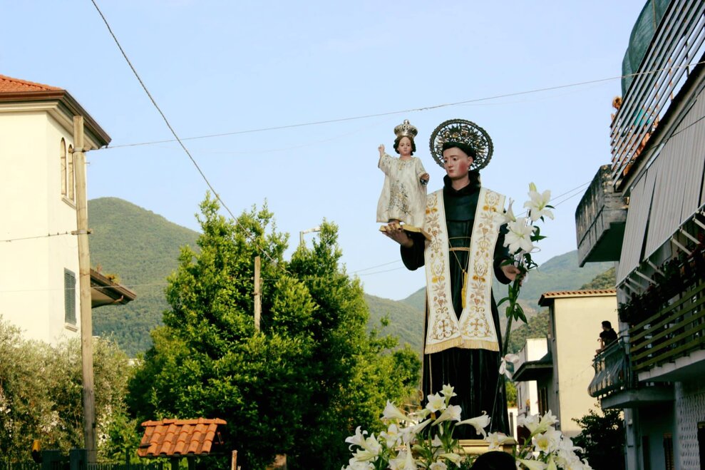 f0e6f978-b91e-4bca-ab4a-b4de47ce5d2b f0e6f978-b91e-4bca-ab4a-b4de47ce5d2b