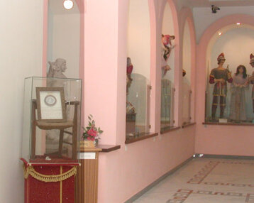 512085a9-f999-41a8-9a15-d1c091e82916