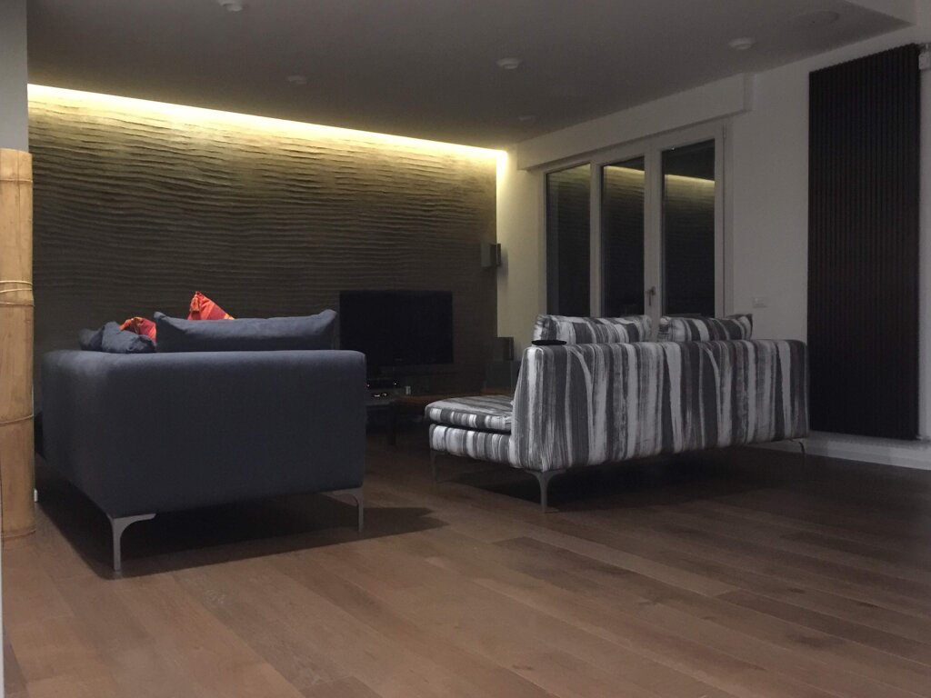 b9245c81-ca84-45ff-8c3b-d5a2ad2143e8 b9245c81-ca84-45ff-8c3b-d5a2ad2143e8