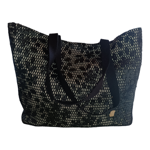 elegant-lace-tote
