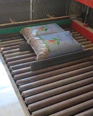 574c7a44-f3dc-4c9b-aeed-4dddab7850d6