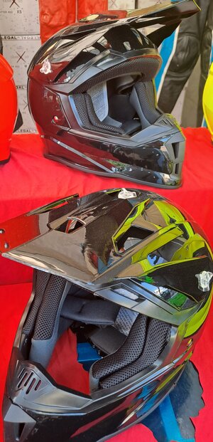 casc0-cross-black-omologato-ece-2206