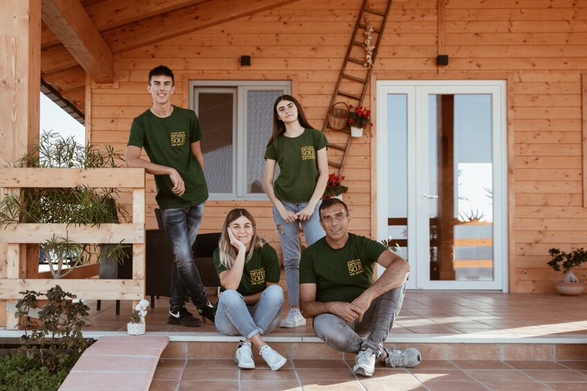 ef63e7f2-8bba-4bbd-bb59-49360d4cb53b