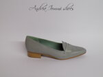 mocassino-a-punta-in-vitello-vegetale-color-cenere