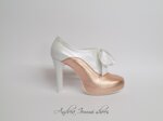 scarpe-sposa-con-i-lacci-in-perlato-bianco-e-laminato-salmone