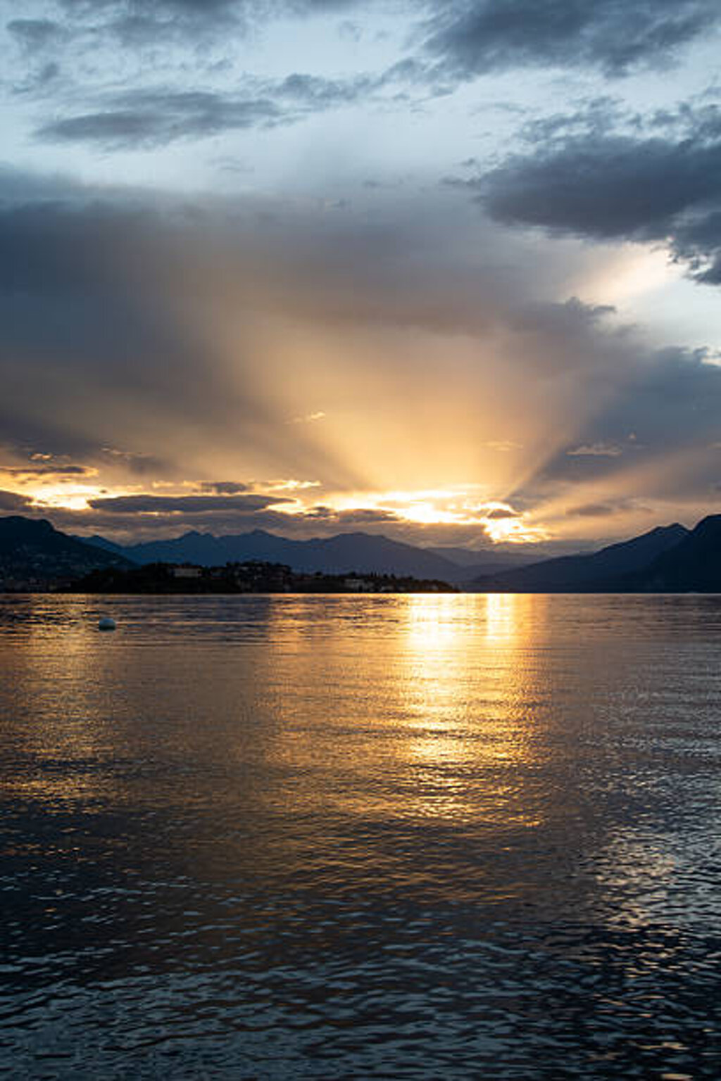 36487_7ae5c40f81d655d3ed20427d8636e34fce7e084e.jpeg 36487_7ae5c40f81d655d3ed20427d8636e34fce7e084e.jpeg