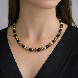 collana oro e nera
